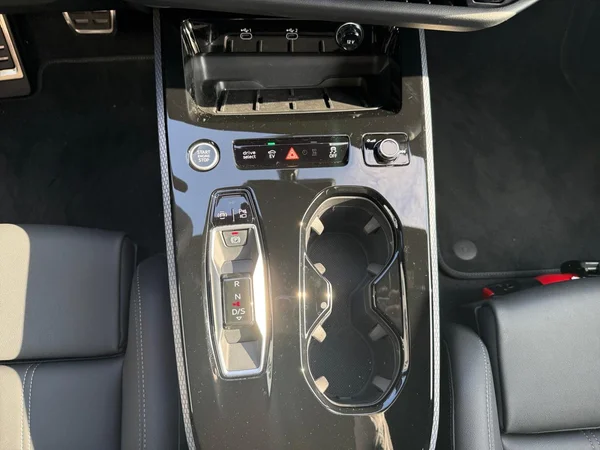 AUDI A5 Avant e-hybrid (PHEV) (2026) — foto 3 van 24