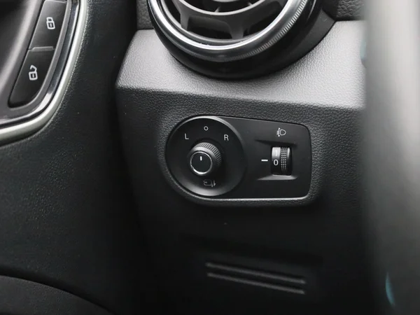 MG ZS EV (2019) — foto 19 van 38