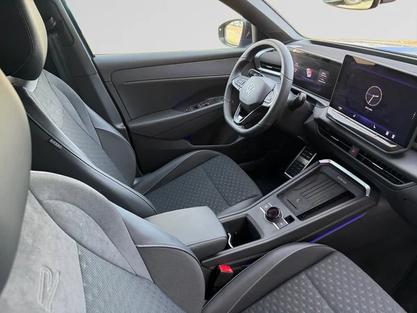 VOLKSWAGEN T-Roc (2026) — foto 3 van 15