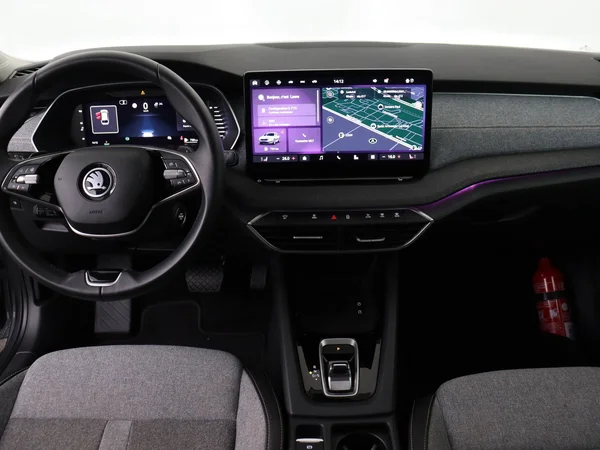 SKODA Octavia Combi (2024) — foto 16 van 19