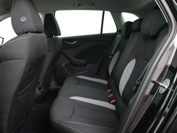 SKODA Scala (2025) — foto 2 van 18