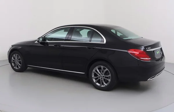 Mercedes-Benz C-Class (W205) (2018) — foto 19 van 25