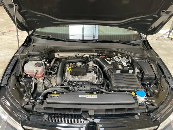 VOLKSWAGEN Golf VIII SW (2022) — foto 10 van 15