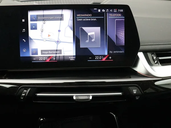 BMW iX1 (2023) — foto 6 van 25