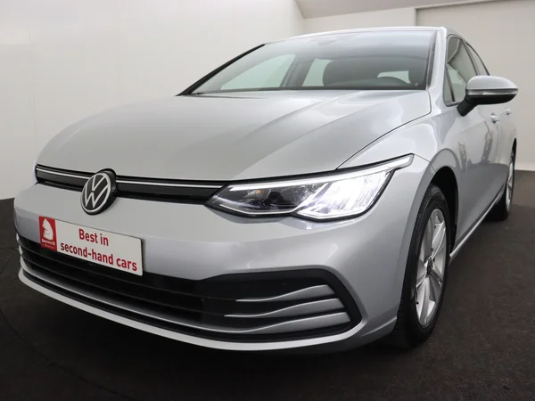 VOLKSWAGEN Golf (2020) — foto 21 van 28