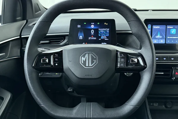 MG MG3 (2025) — foto 2 van 19