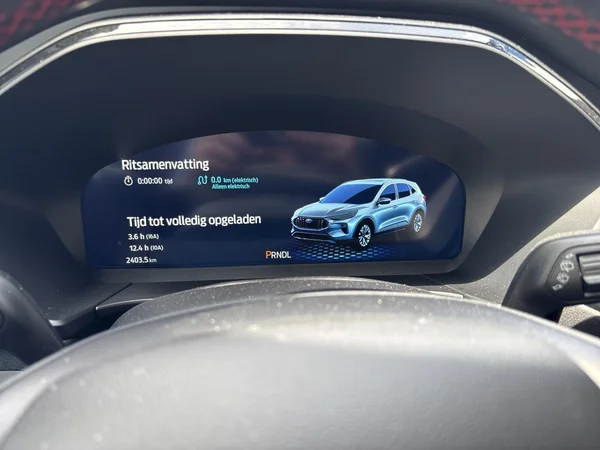 Ford Kuga (2025) — foto 5 van 20