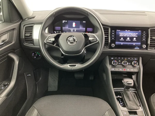 SKODA Kodiaq (2023) — foto 34 van 36