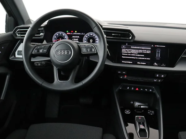 AUDI A3 Sportback (2025) — foto 14 van 18