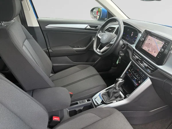 VOLKSWAGEN T-Roc (2022) — foto 10 van 24