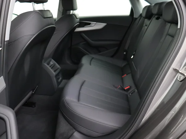 AUDI A4 (2020) — foto 5 van 28