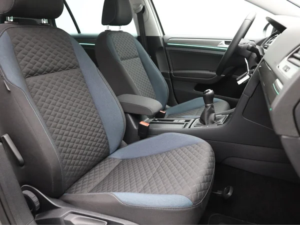VOLKSWAGEN Golf VII (2020) — foto 15 van 20