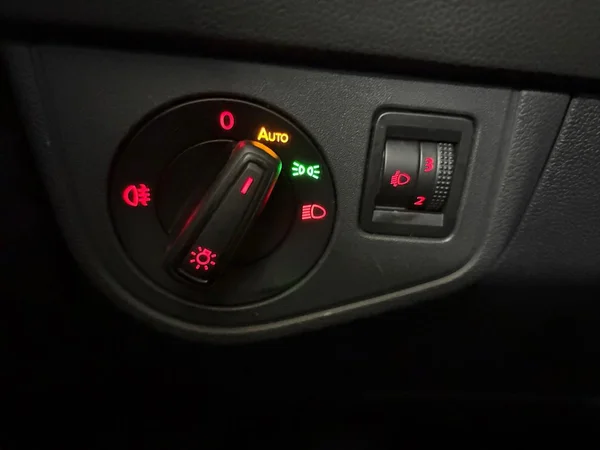 VOLKSWAGEN Polo (2020) — foto 6 van 15
