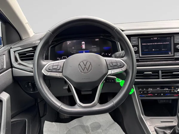 VOLKSWAGEN Taigo (2023) — foto 4 van 24