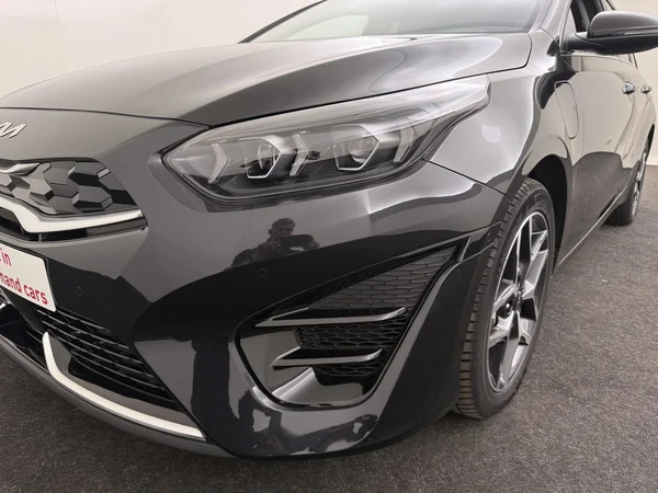 KIA Ceed SW (2023) — foto 24 van 31