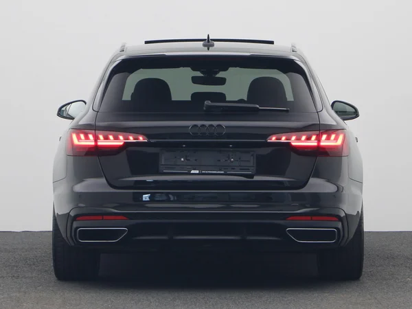 AUDI A4 Avant (2021) — foto 9 van 23