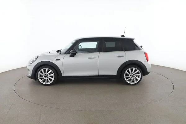 MINI Mini (2020) — foto 9 van 16