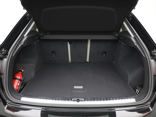 AUDI Q3 (2021) — foto 2 van 24