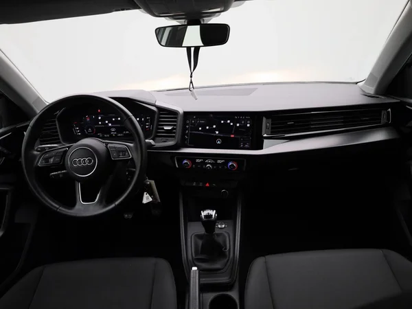 Audi A1 Sportback (2023) — foto 28 van 39