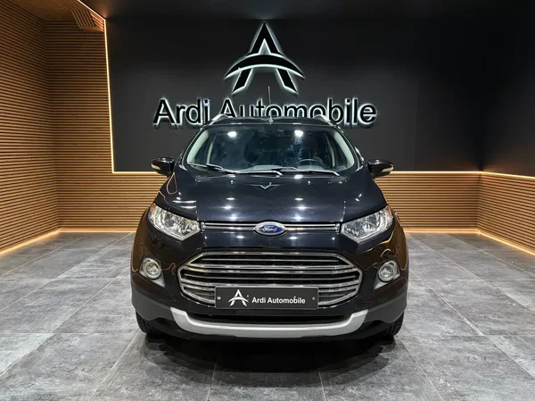 Ford Ecosport (2016) — foto 12 van 21