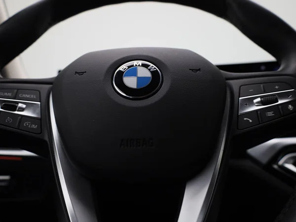 BMW 3 Reeks (2023) — foto 24 van 57