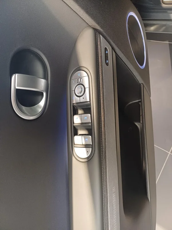 Hyundai IONIQ 5 (2025) — foto 5 van 25