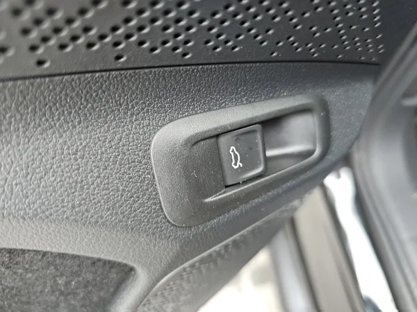 SKODA Enyaq (2024) — foto 22 van 29