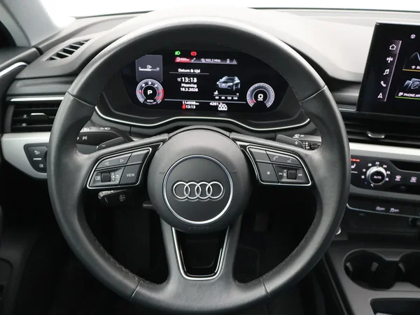 Audi A4 (2022) — foto 14 van 23