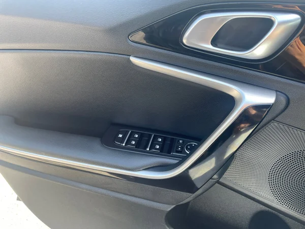 KIA XCeed (2024) — foto 2 van 21