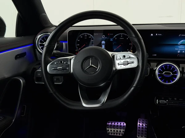 MERCEDES CLA 180 (2019) — foto 14 van 26