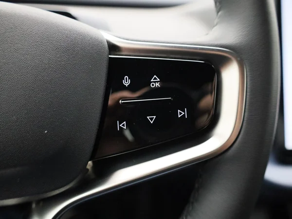 Volvo EX30 (2024) — foto 13 van 43