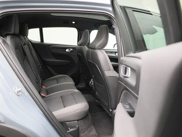 Volvo C40 (2023) — foto 32 van 47