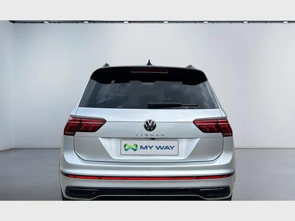 Volkswagen Tiguan (2023) — foto 34 van 39