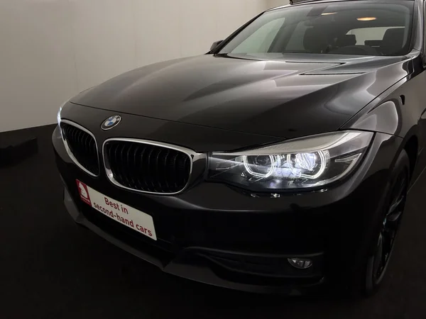 BMW 318 (2020) — foto 25 van 31