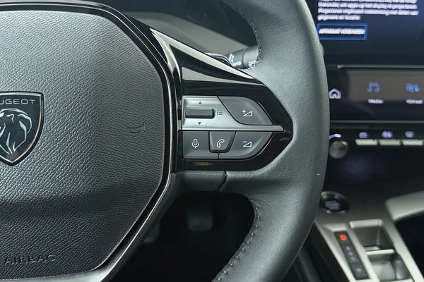 Peugeot 308 SW (2025) — foto 8 van 19