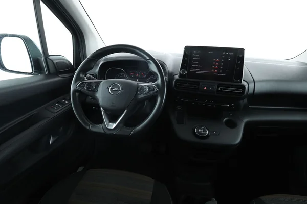 Opel Combo Life (2021) — foto 4 van 16