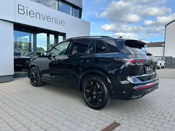 Volkswagen Tiguan (2024) — foto 21 van 30