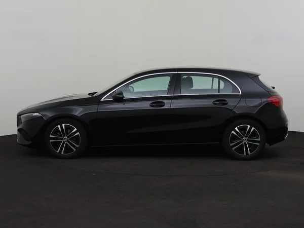 MERCEDES A 180 (2024) — foto 12 van 28