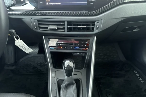 Volkswagen Taigo (2024) — foto 9 van 17