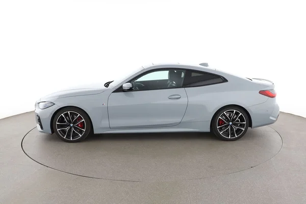 BMW 4-serie (2022) — foto 9 van 16