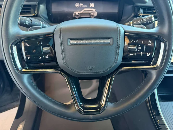 Land Rover Range Rover Velar (2026) — foto 9 van 22