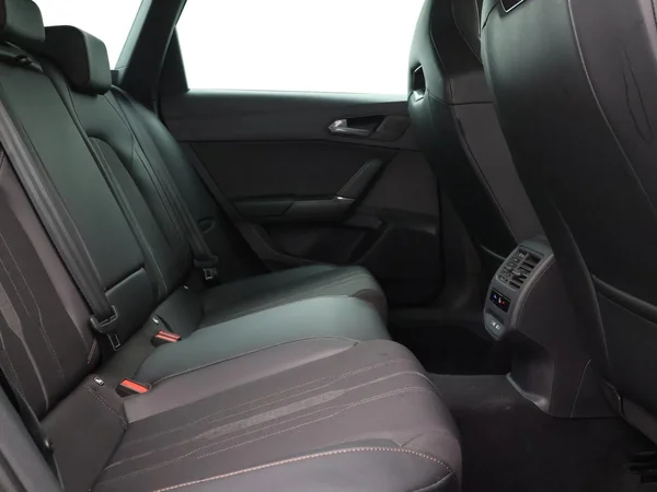 CUPRA Leon ST e-Hybrid (PHEV) (2023) — foto 18 van 27