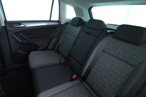 Volkswagen Tiguan (2022) — foto 5 van 16