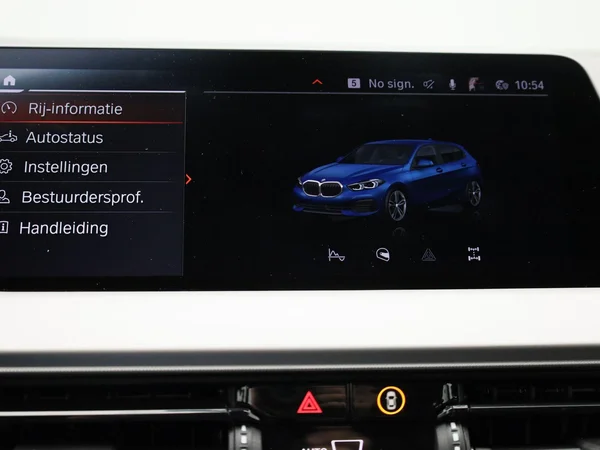 BMW 1 Reeks (2021) — foto 19 van 42