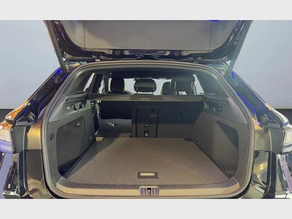 VOLKSWAGEN ID.7 Tourer (2026) — foto 18 van 21