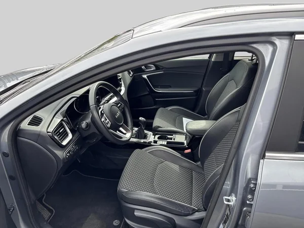 Kia XCeed (2024) — foto 19 van 20
