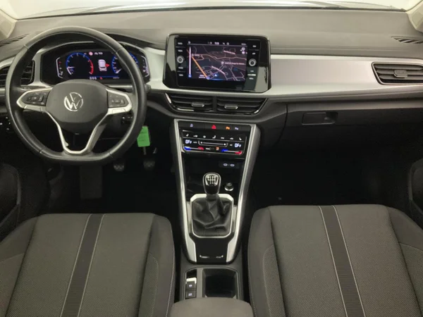 VOLKSWAGEN T-Roc (2024) — foto 15 van 36
