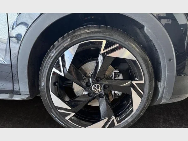Volkswagen T-Roc (2025) — foto 18 van 25