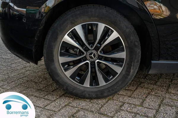 Mercedes-Benz A-160 (2022) — foto 2 van 39