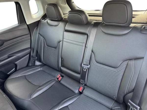 JEEP Compass (2023) — foto 5 van 31
